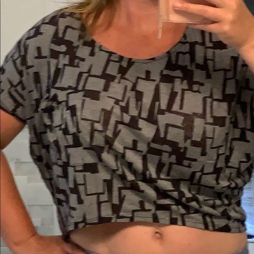 ❤️ super soft flowy crop top